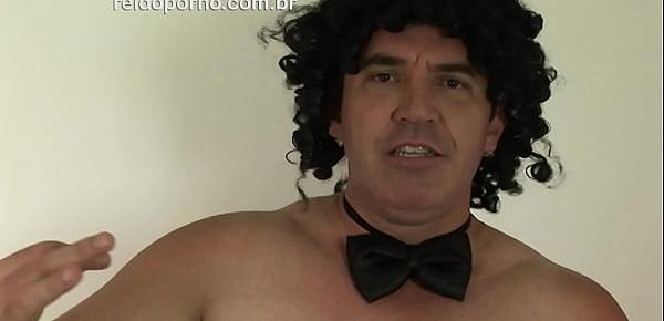  Comédia Pornô - Raimundo fode morena linda enquanto imita celebridades brasileiras